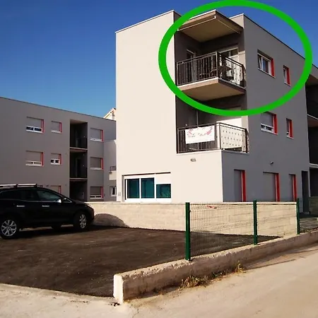 Good Spirit Apartment *